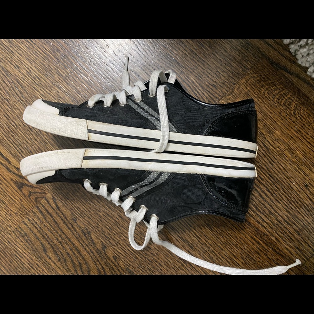 Coach low top Sneakers  size 8.5
